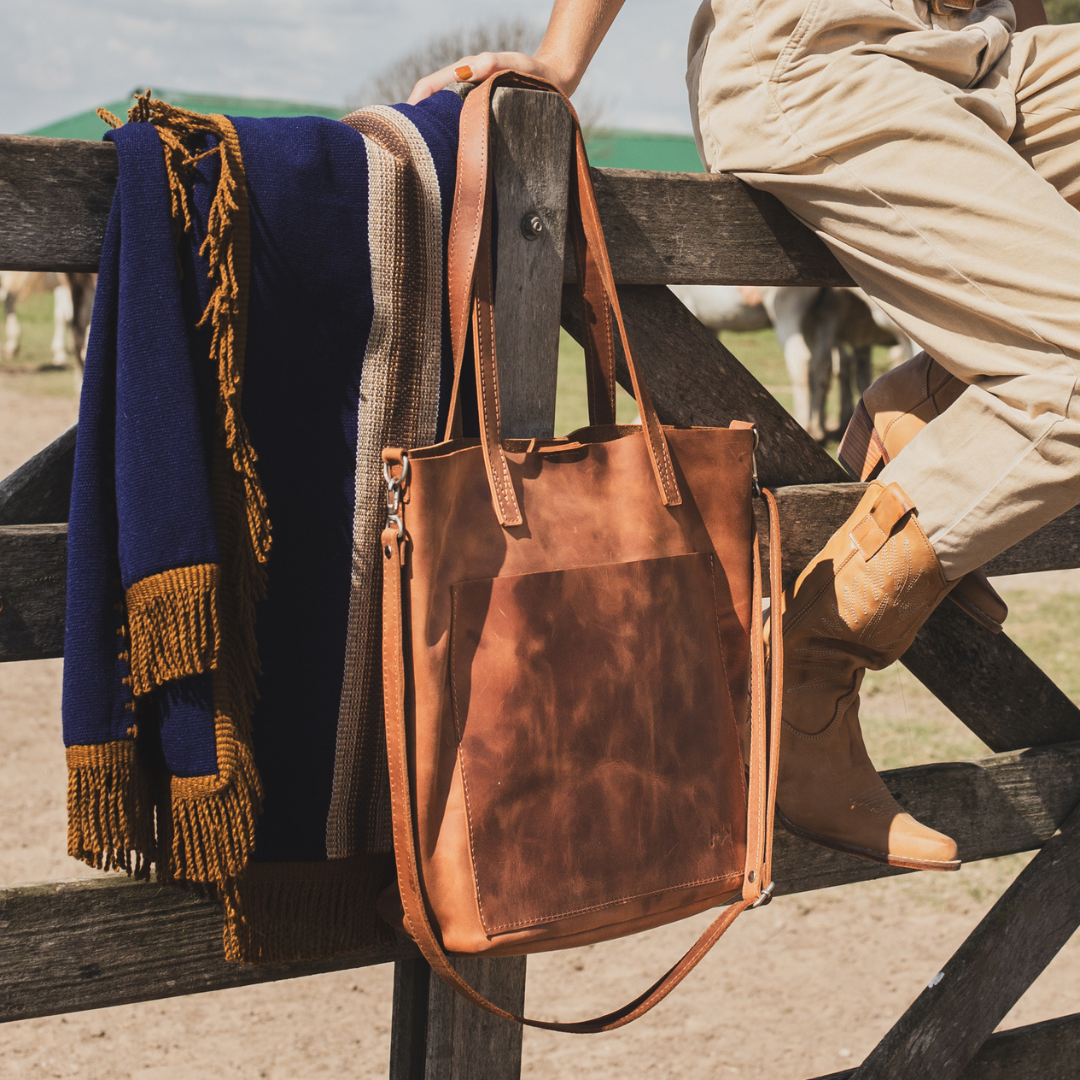 Cartera Jacarandá