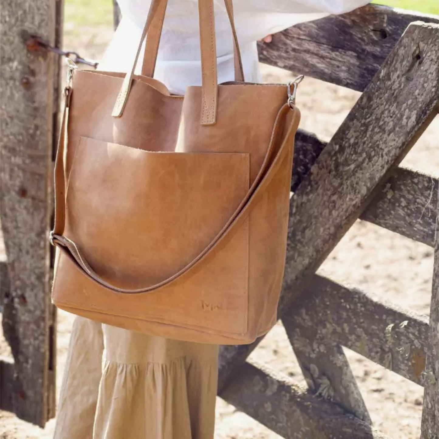 Cartera Jacarandá