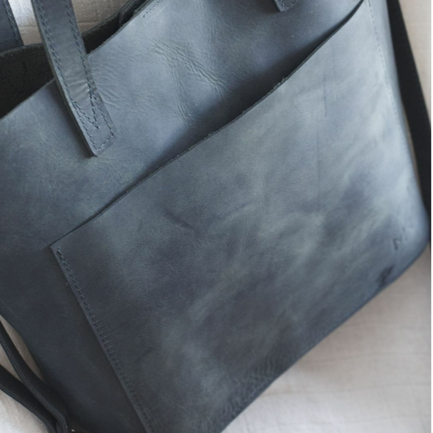 Cartera Jacarandá