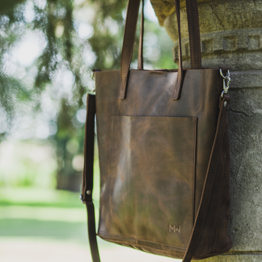 Cartera Jacarandá