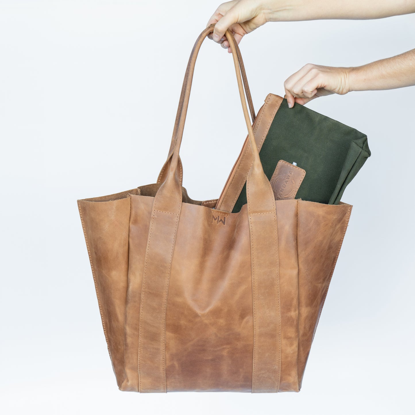 Cartera Megan